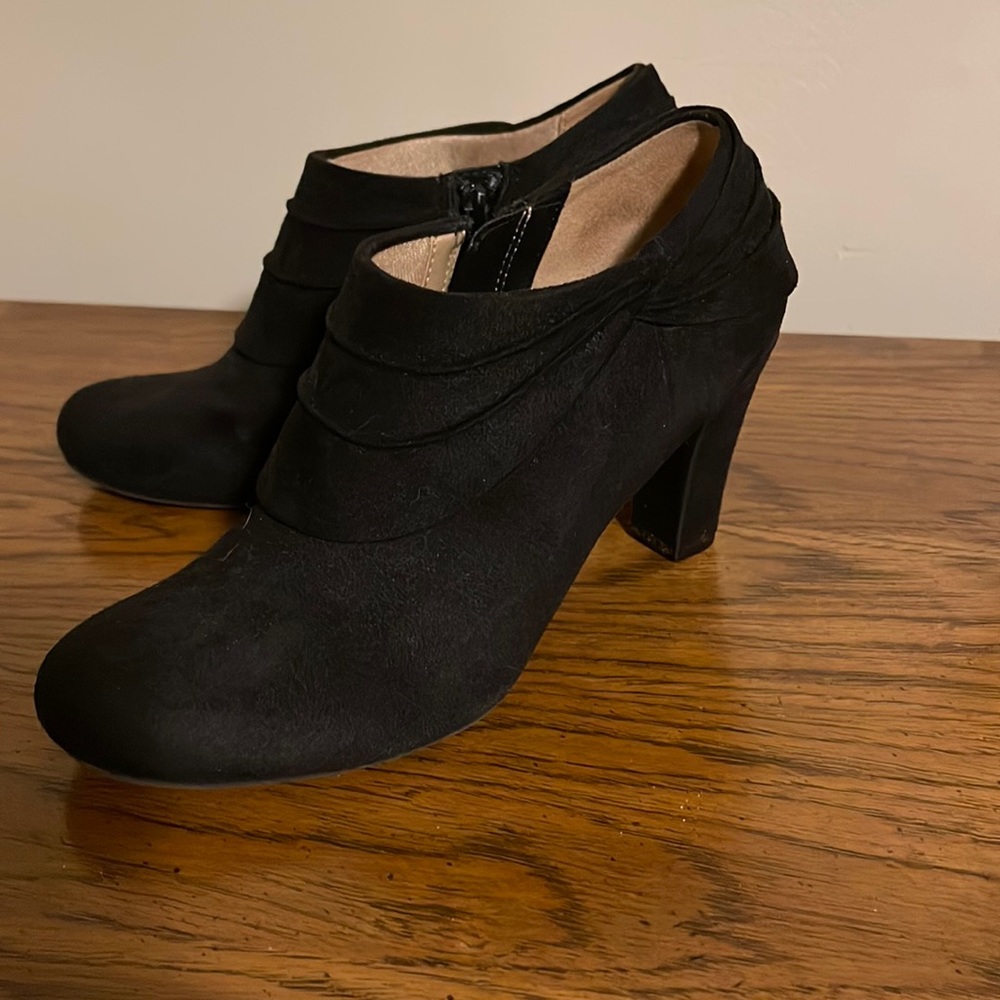 LifeStrides booties